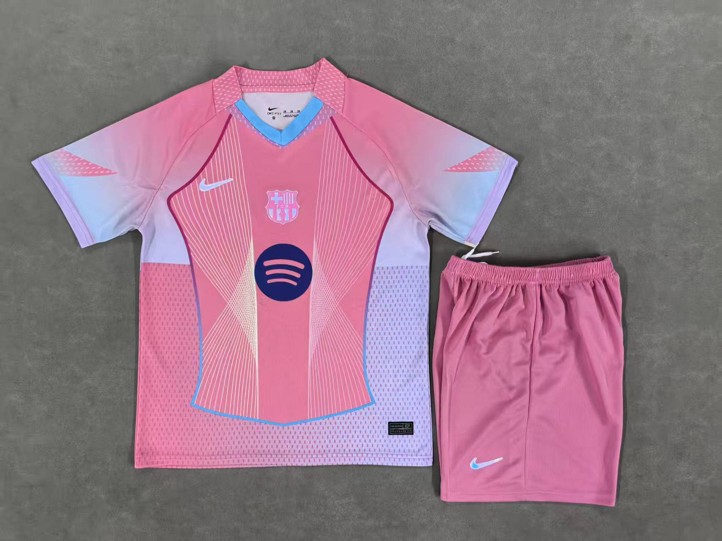 KIT ENFANT FC BARCELONE
