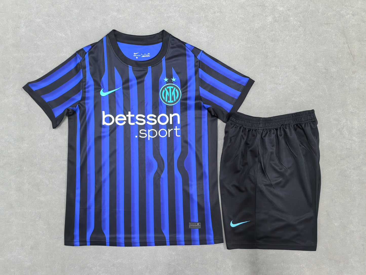 Kit enfant inter de milan